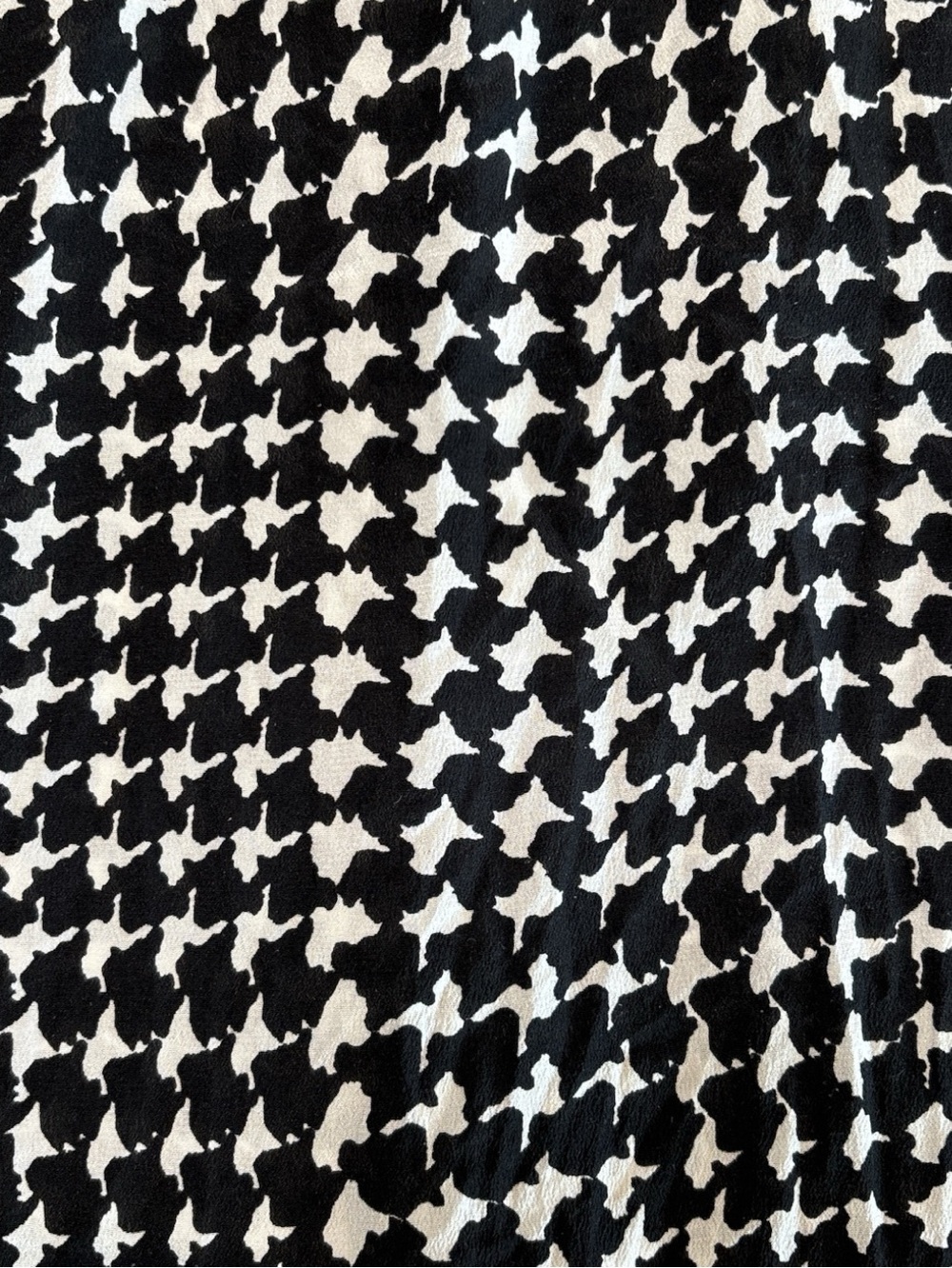 Ann Taylor Black and White Abstract Houndstooth Silk Button-Down Shirt - Picture 7 of 11